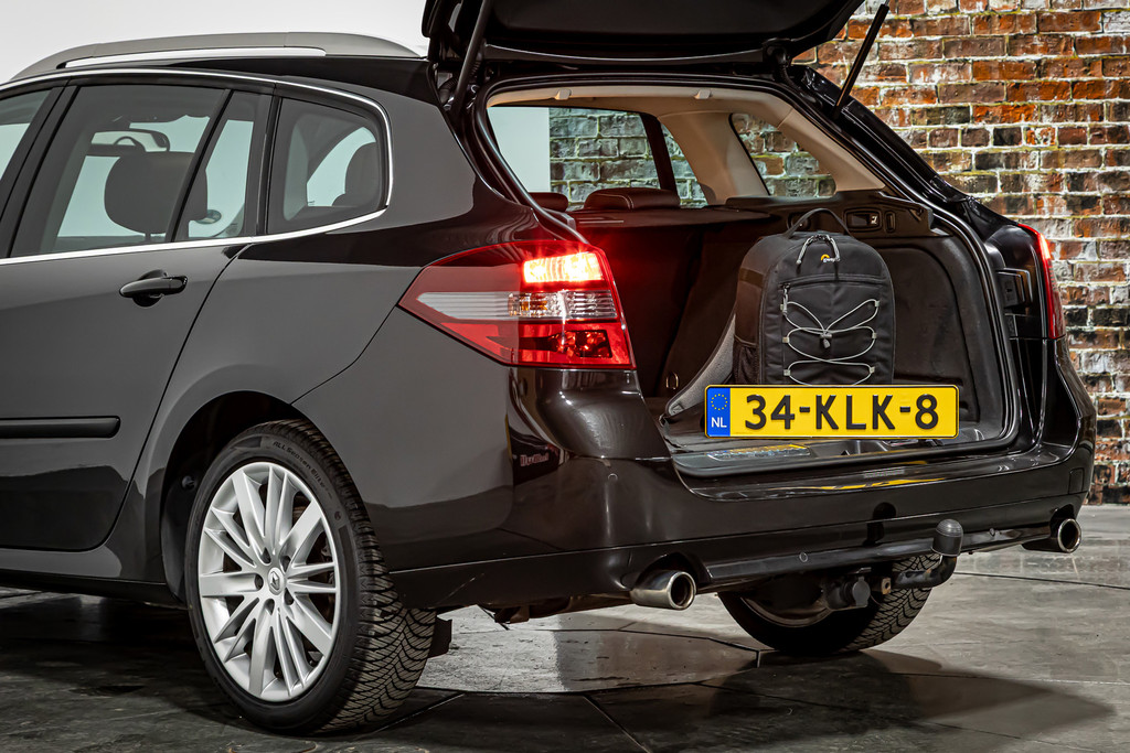 Renault Laguna Estate 2.0 16V GT 50513065-43.jpg | Autobedrijf van Geel