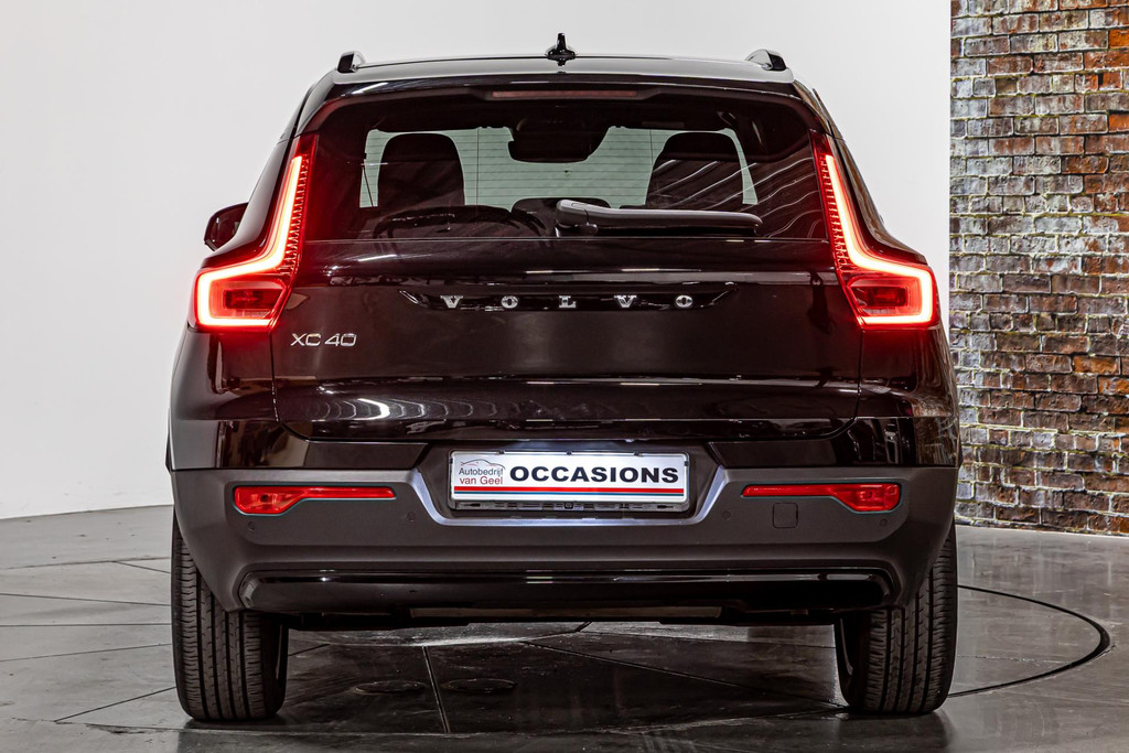 Volvo XC40 1.5 T4 Recharge R-Design |Apple CarPlay | Keyless Start | DAB+ |Achteruitrijcamera 50514230-12.jpg | Autobedrijf van Geel