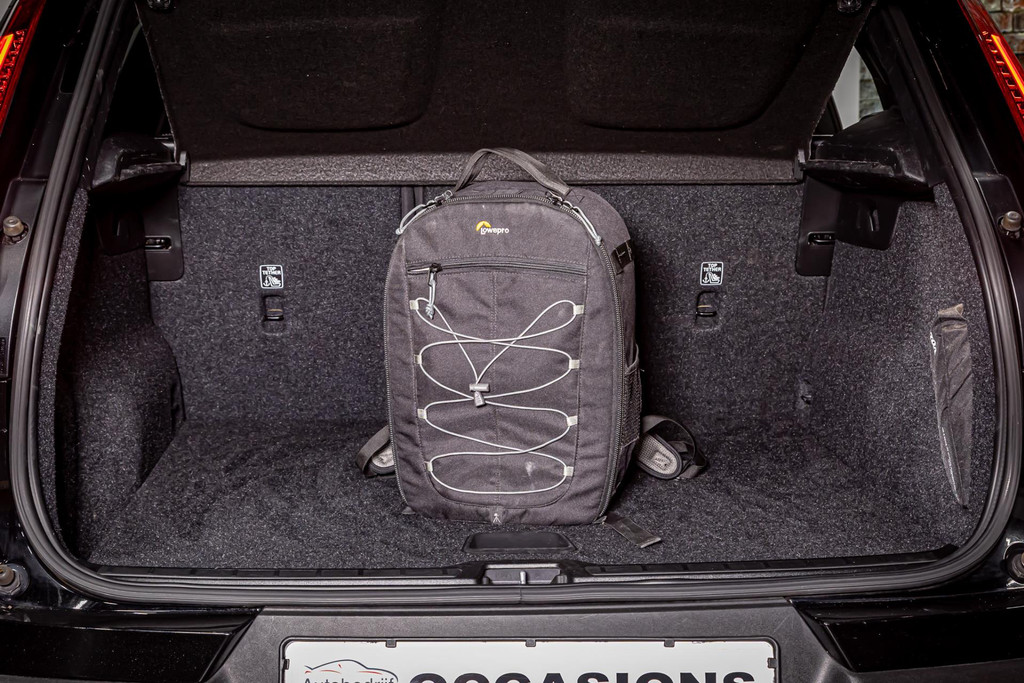 Volvo XC40 1.5 T4 Recharge R-Design |Apple CarPlay | Keyless Start | DAB+ |Achteruitrijcamera 50514230-45.jpg | Autobedrijf van Geel