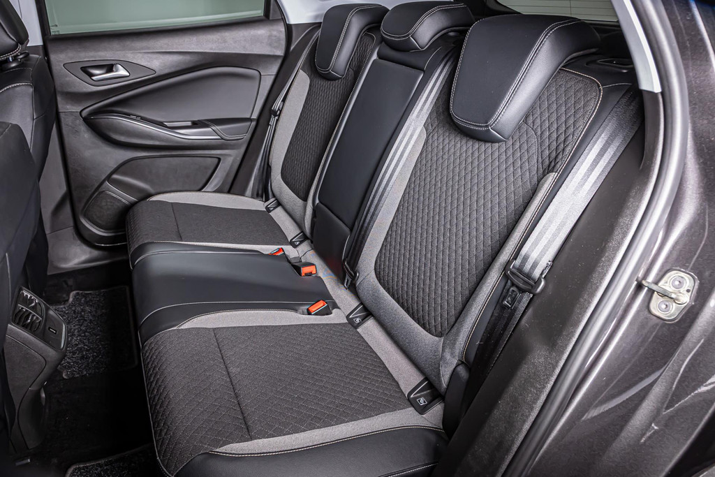 Opel Grandland X 1.2 Turbo Innovation 50638852-40.jpg | Autobedrijf van Geel