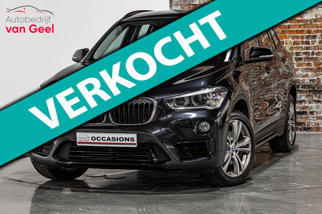 BMW X1 SDrive18i High Executive 50639026-0.jpg | Autobedrijf van Geel