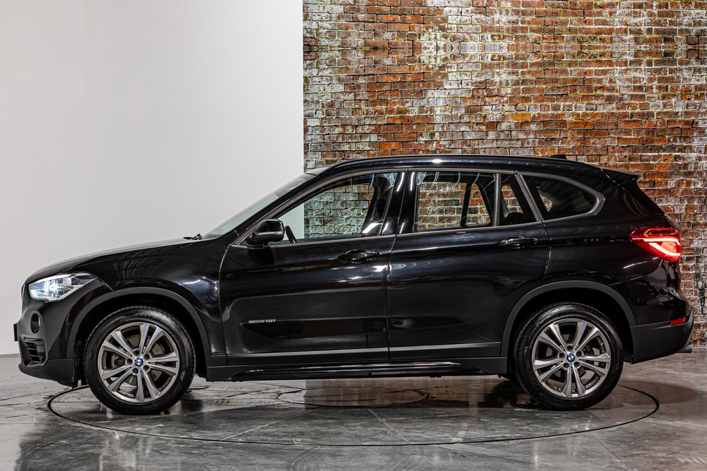 BMW X1 SDrive18i High Executive 50639026-15.jpg | Autobedrijf van Geel