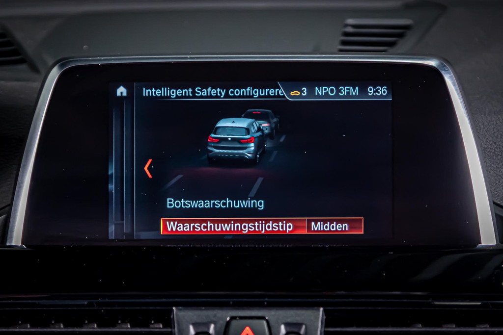 BMW X1 SDrive18i High Executive 50639026-35.jpg | Autobedrijf van Geel