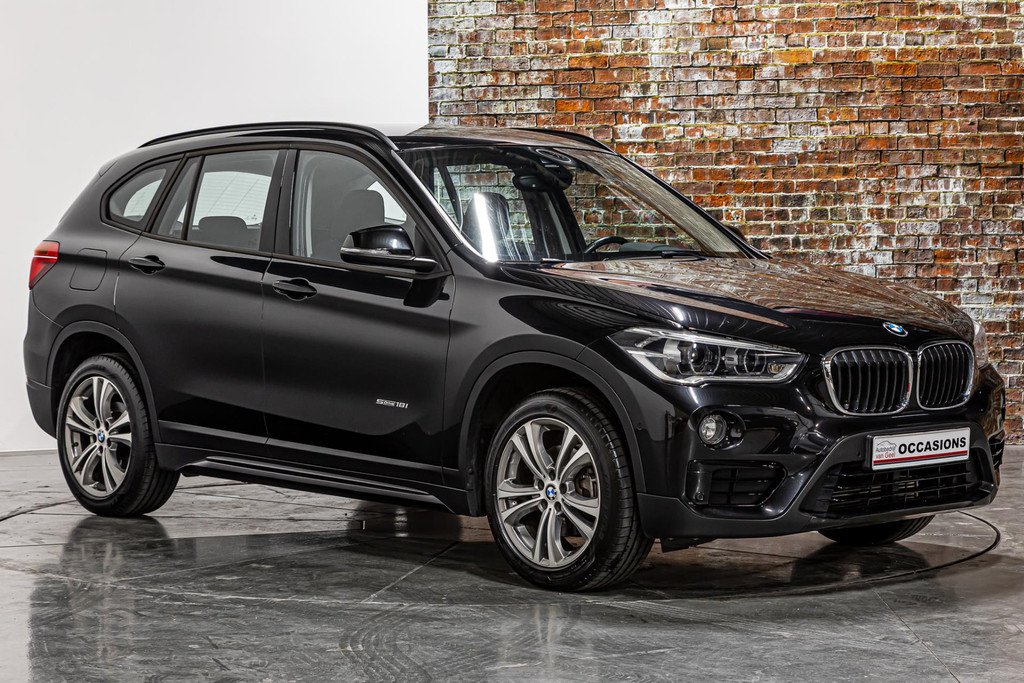 BMW X1 SDrive18i High Executive 50639026-4.jpg | Autobedrijf van Geel