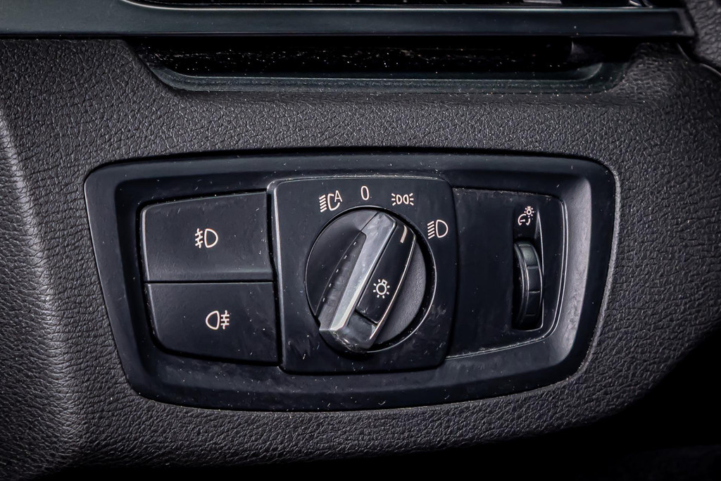 BMW X1 SDrive18i High Executive 50639026-41.jpg | Autobedrijf van Geel