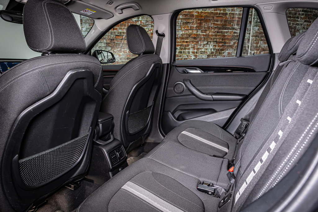 BMW X1 SDrive18i High Executive 50639026-44.jpg | Autobedrijf van Geel