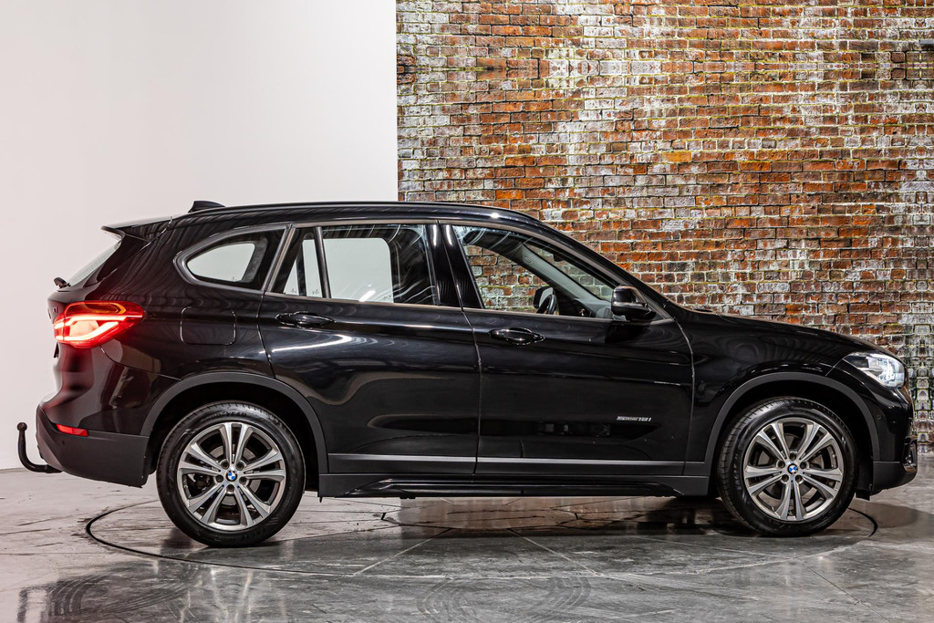 BMW X1 SDrive18i High Executive 50639026-7.jpg | Autobedrijf van Geel