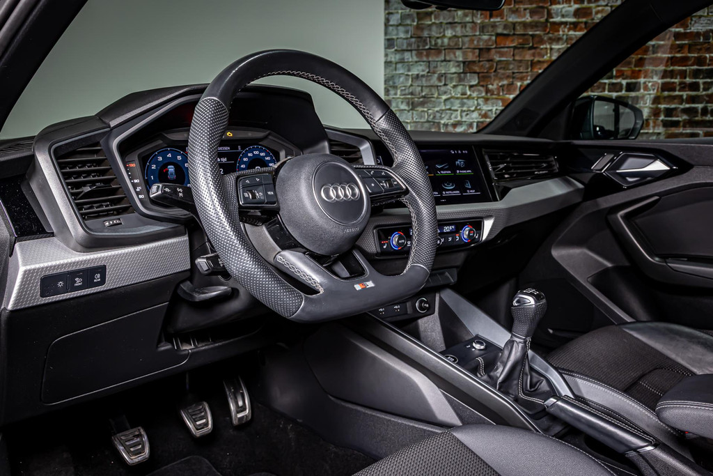 Audi A1 Sportback 25 TFSI S Line | Virtual Cockpit|Keyless Entry/Go | DAB+ | Apple Carplay | Sportpakket 50961250-23.jpg | Autobedrijf van Geel