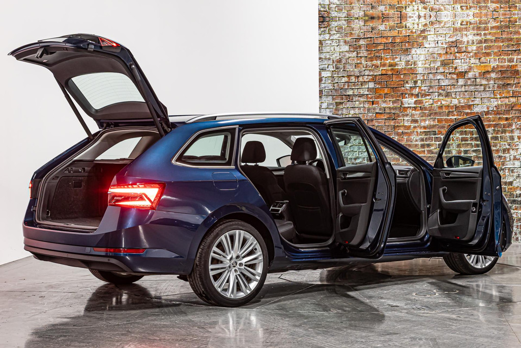 Škoda Superb Combi 1.4 TSI iV Business Edition Plus | Apple Carplay/Android | DAB+ | Memory | Amundsen pakket | Cruise Control 51130382-10.jpg | Autobedrijf van Geel