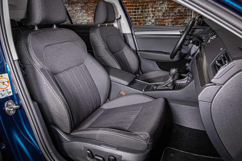 Škoda Superb Combi 1.4 TSI iV Business Edition Plus | Apple Carplay/Android | DAB+ | Memory | Amundsen pakket | Cruise Control 51130382-24.jpg | Autobedrijf van Geel