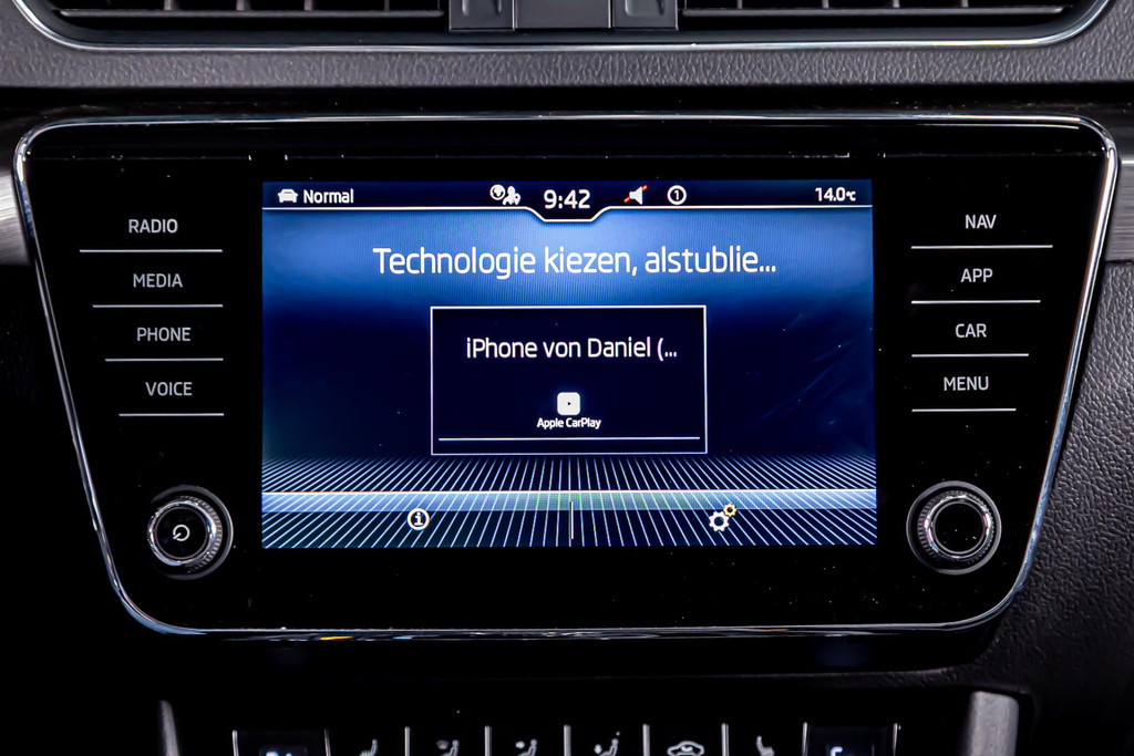 Škoda Superb Combi 1.4 TSI iV Business Edition Plus | Apple Carplay/Android | DAB+ | Memory | Amundsen pakket | Cruise Control 51130382-35.jpg | Autobedrijf van Geel