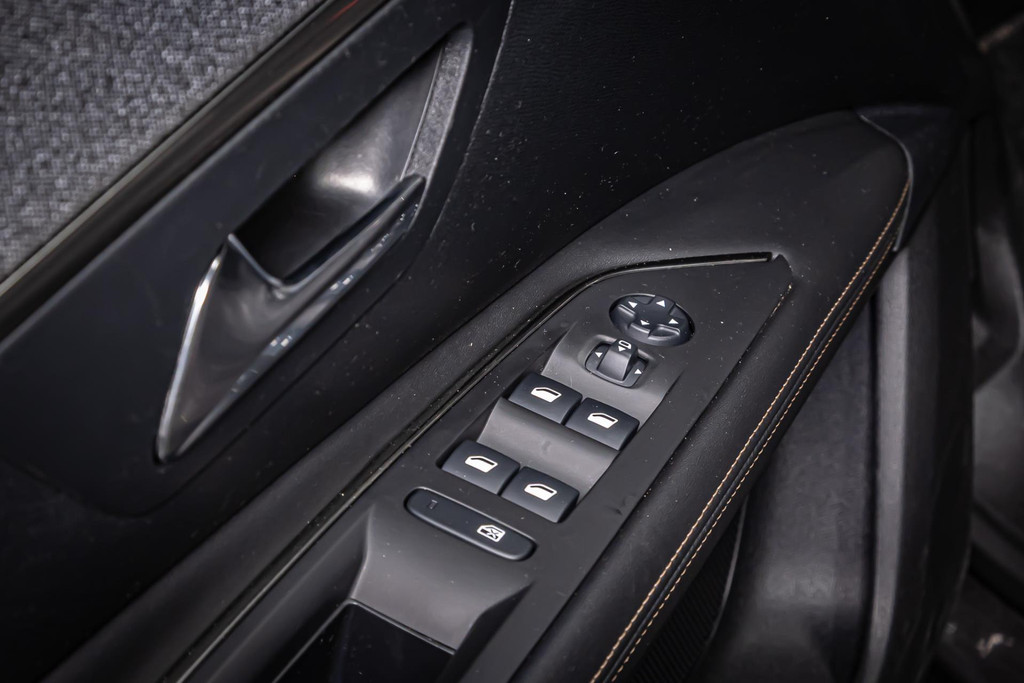 Peugeot 3008 1.2 PureTech Crossway | Trekhaak | Cruise Control | DAB 51141047-22.jpg | Autobedrijf van Geel