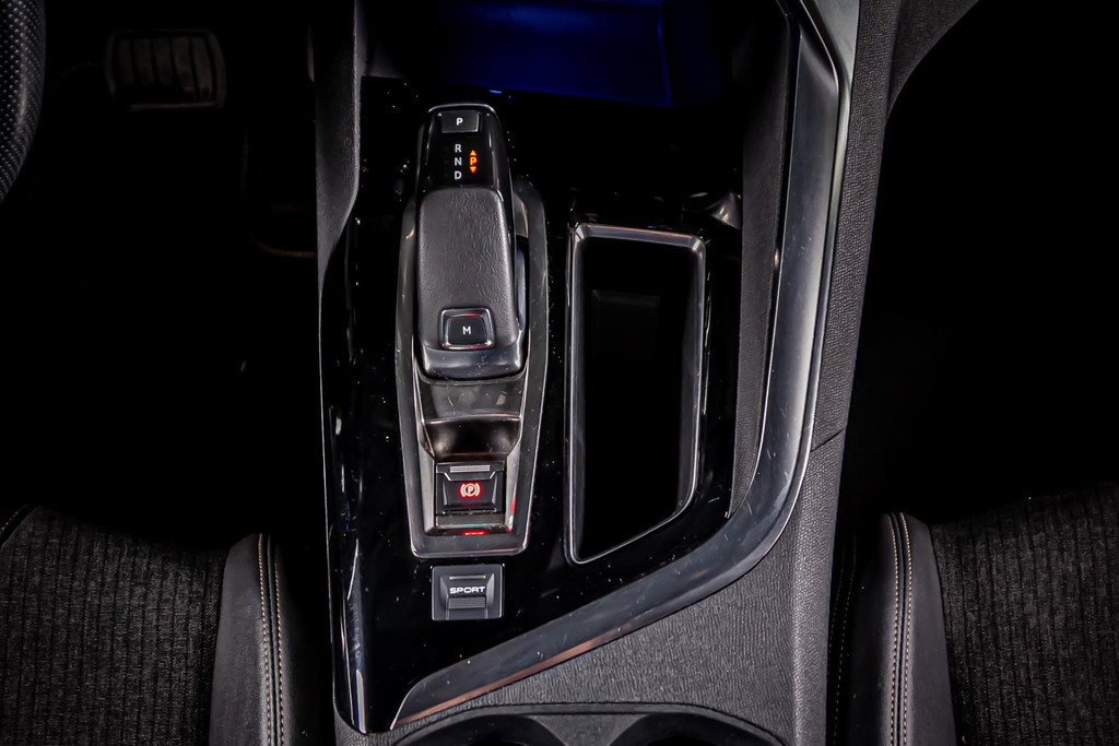 Peugeot 3008 1.2 PureTech Crossway | Trekhaak | Cruise Control | DAB 51141047-40.jpg | Autobedrijf van Geel