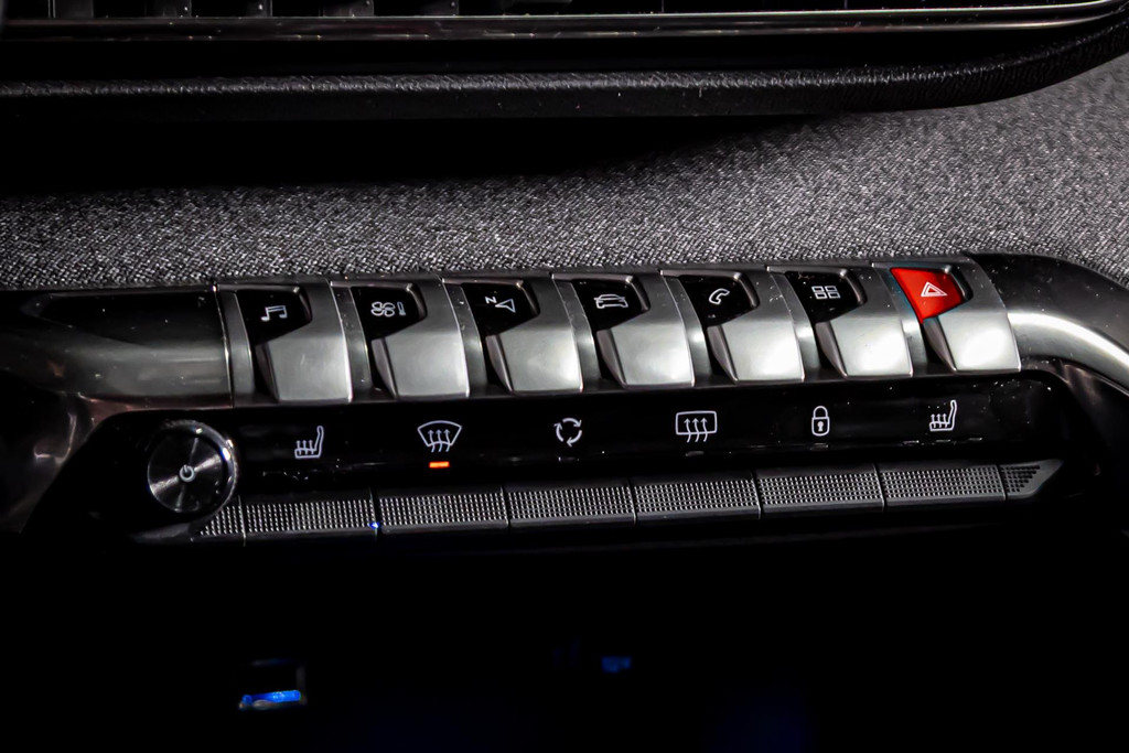 Peugeot 3008 1.2 PureTech Crossway | Trekhaak | Cruise Control | DAB 51141047-47.jpg | Autobedrijf van Geel