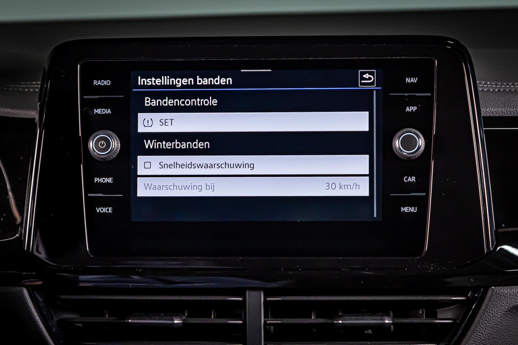 Volkswagen T-Roc 1.5 TSI R-Line | Blackstyle pakket | DAB + | IQ Light | 19' LM Zwart 51141361-37.jpg | Autobedrijf van Geel