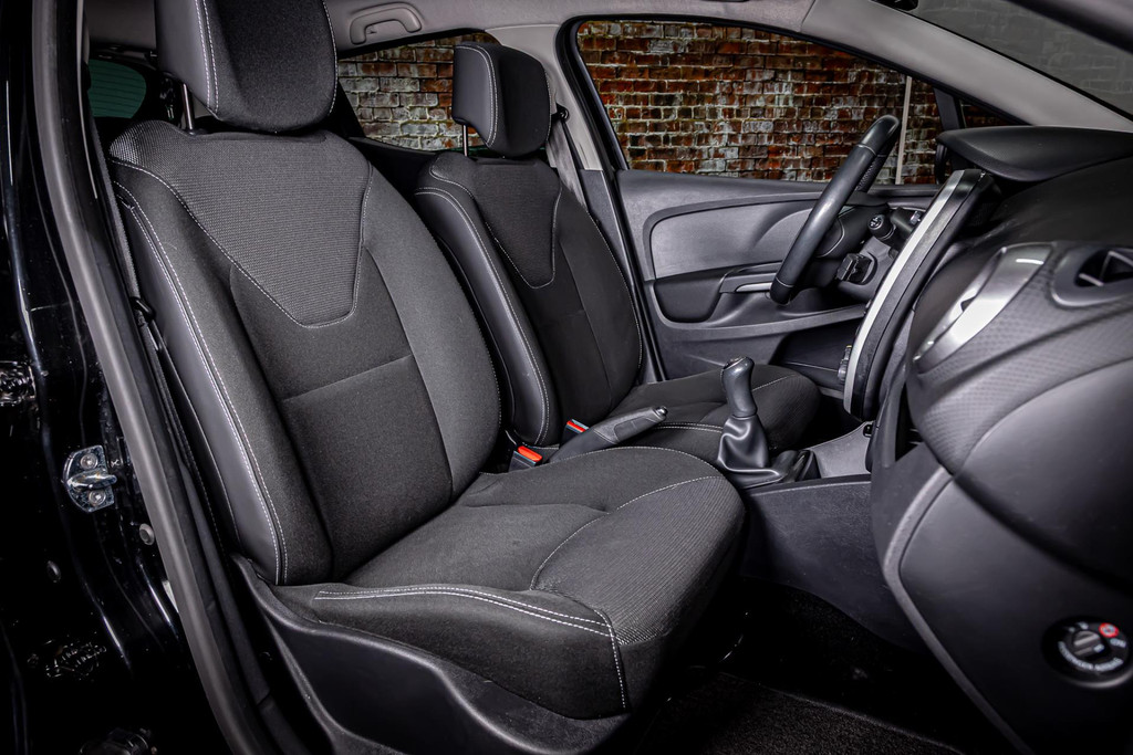 Renault Clio 0.9 TCe ECO Night&Day 51497364-17.jpg | Autobedrijf van Geel