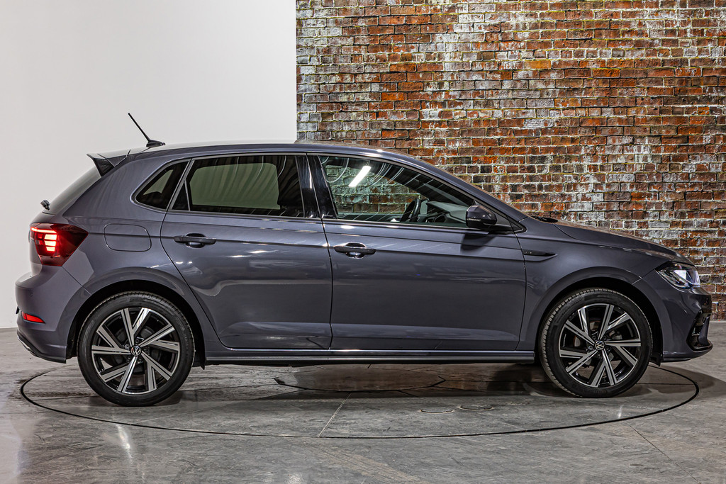 Volkswagen Polo 1.0 TSI R-Line| Apple Carplay | LED | DAB+ |Adaptive Cruise Control LM 17' Bergamo 51501071-14.jpg | Autobedrijf van Geel