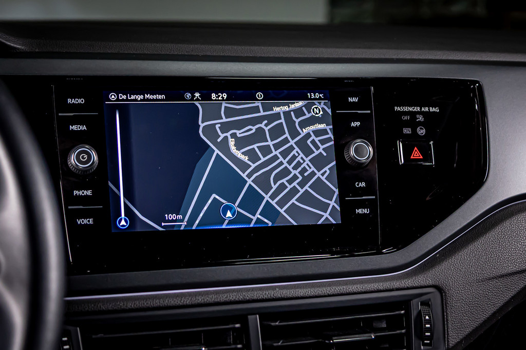 Volkswagen Polo 1.0 TSI R-Line| Apple Carplay | LED | DAB+ |Adaptive Cruise Control LM 17' Bergamo 51501071-25.jpg | Autobedrijf van Geel