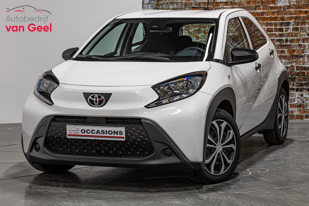 Toyota Aygo X 1.0 VVT-i MT Play | Adaptive Cruise Control | Apple Carplay | DAB+ 51501219-0.jpg | Autobedrijf van Geel