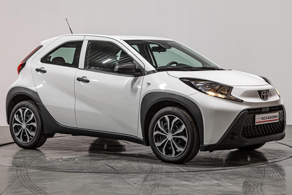 Toyota Aygo X 1.0 VVT-i MT Play | Adaptive Cruise Control | Apple Carplay | DAB+ 51501219-11.jpg | Autobedrijf van Geel