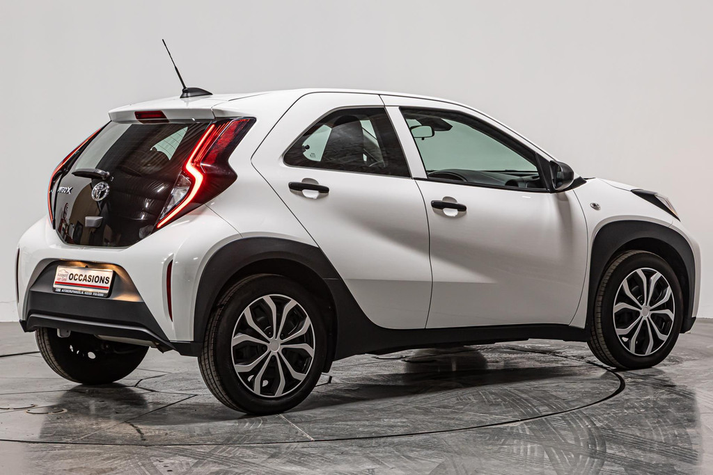 Toyota Aygo X 1.0 VVT-i MT Play | Adaptive Cruise Control | Apple Carplay | DAB+ 51501219-14.jpg | Autobedrijf van Geel