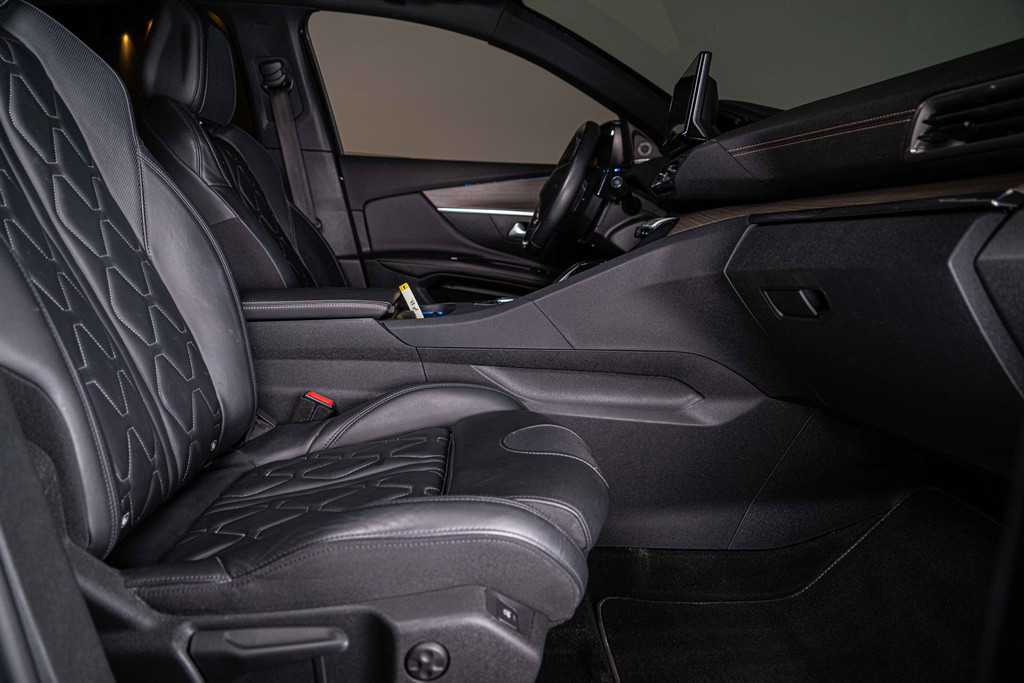 Peugeot 3008 1.6 HYbrid4 300 GT Pack Business I Panoramadak I Trekhaak I Stoelverwarming 51590800-39.jpg | Autobedrijf van Geel