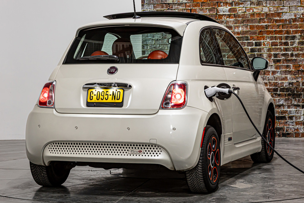 Fiat 500 E 24kwh| Cruise controle|Climate controle | Schuif/kanteldak 51620069-11.jpg | Autobedrijf van Geel