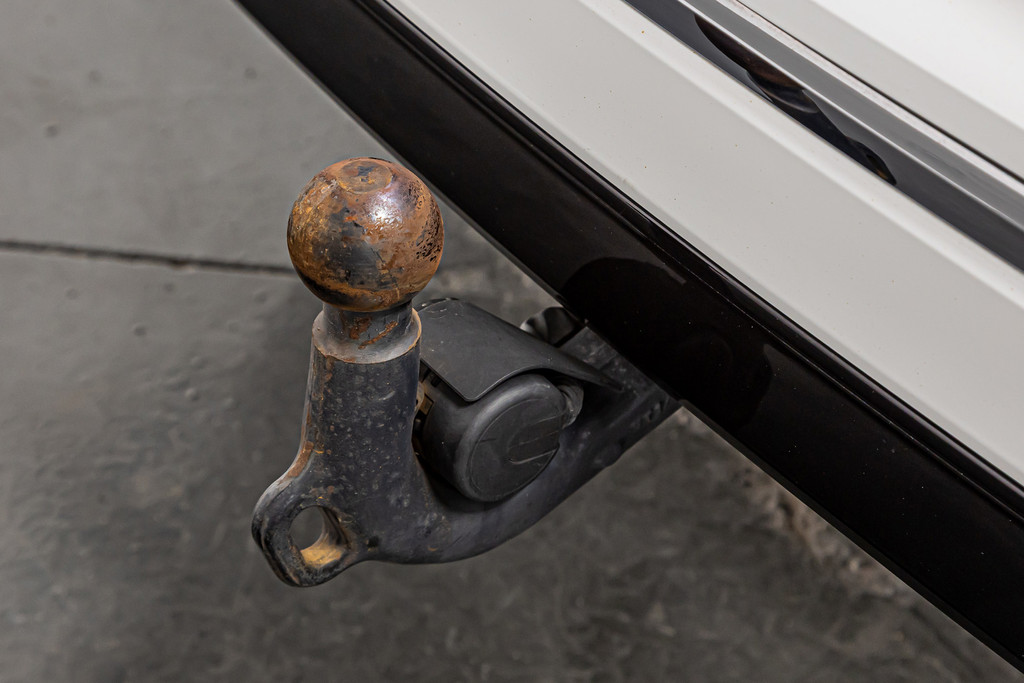 Volkswagen Tiguan 1.4 TSI ACT Comfortline Business R| Panormadak | Elektrisch uitklapbare trekhaak 51766951-13.jpg | Autobedrijf van Geel