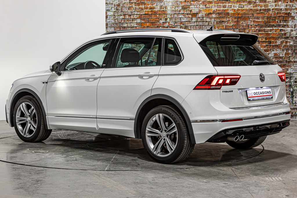 Volkswagen Tiguan 1.4 TSI ACT Comfortline Business R| Panormadak | Elektrisch uitklapbare trekhaak 51766951-9.jpg | Autobedrijf van Geel
