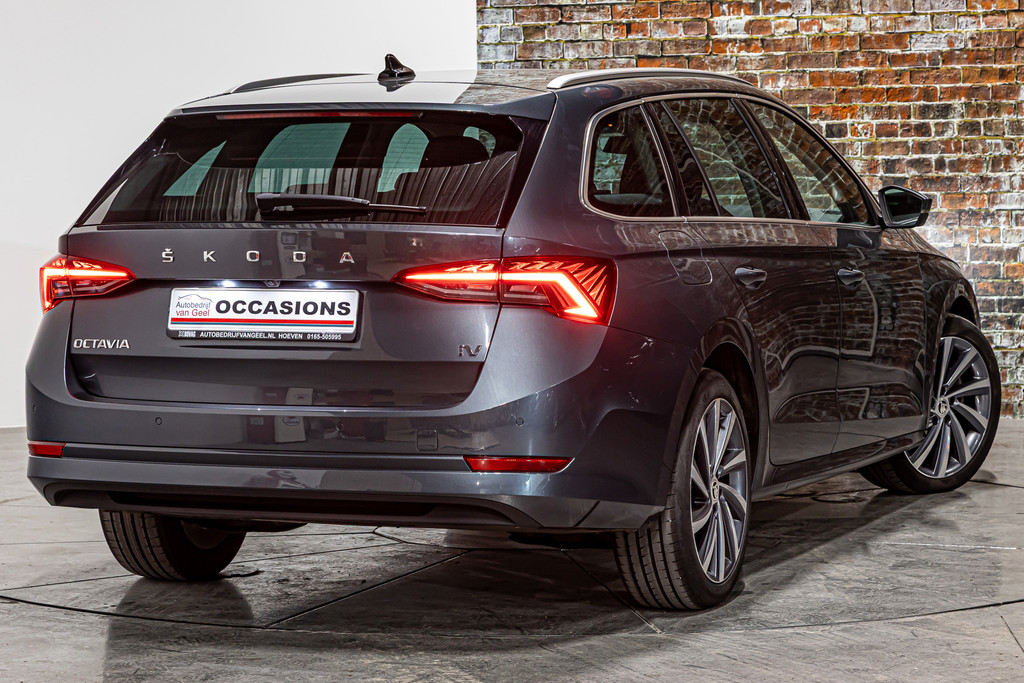 Škoda Octavia Combi 1.4 TSI iV PHEV Business Edition Plus | Stoelen met memory | Achteruitrij camera 51887326-11.jpg | Autobedrijf van Geel
