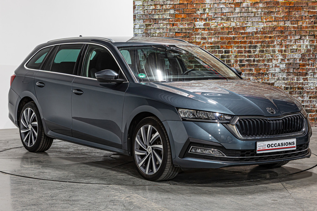 Škoda Octavia Combi 1.4 TSI iV PHEV Business Edition Plus | Stoelen met memory | Achteruitrij camera 51887326-17.jpg | Autobedrijf van Geel