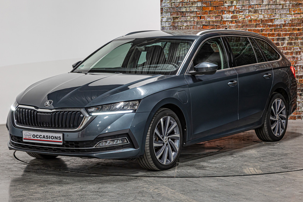 Škoda Octavia Combi 1.4 TSI iV PHEV Business Edition Plus | Stoelen met memory | Achteruitrij camera 51887326-5.jpg | Autobedrijf van Geel