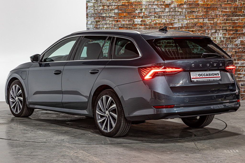 Škoda Octavia Combi 1.4 TSI iV PHEV Business Edition Plus | Stoelen met memory | Achteruitrij camera 51887326-9.jpg | Autobedrijf van Geel
