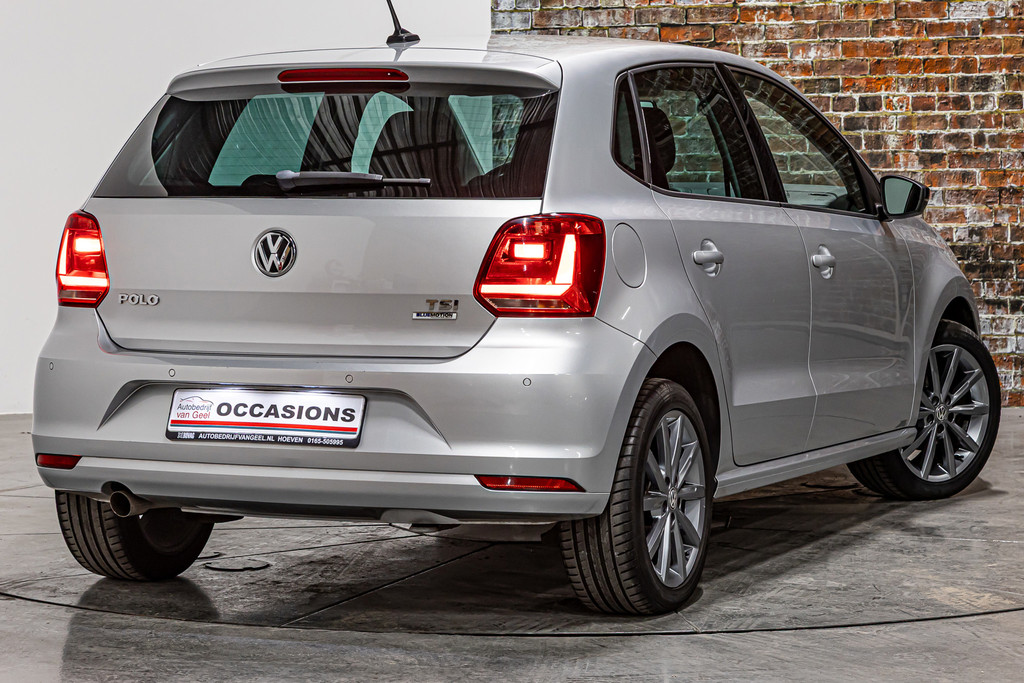 Volkswagen Polo 1.2 TSI First Edition | Cruise controle | Navigatie 51887674-1.jpg | Autobedrijf van Geel