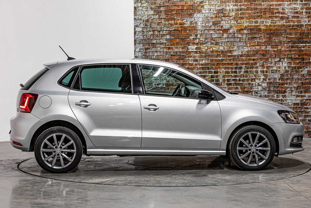 Volkswagen Polo 1.2 TSI First Edition | Cruise controle | Navigatie 51887674-15.jpg | Autobedrijf van Geel