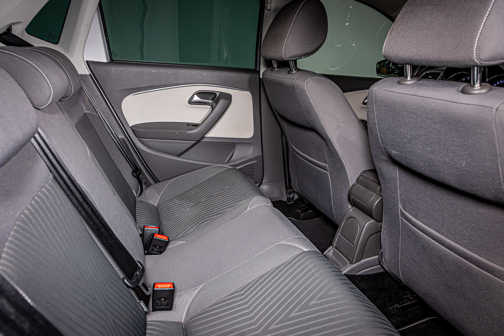 Volkswagen Polo 1.2 TSI First Edition | Cruise controle | Navigatie 51887674-21.jpg | Autobedrijf van Geel