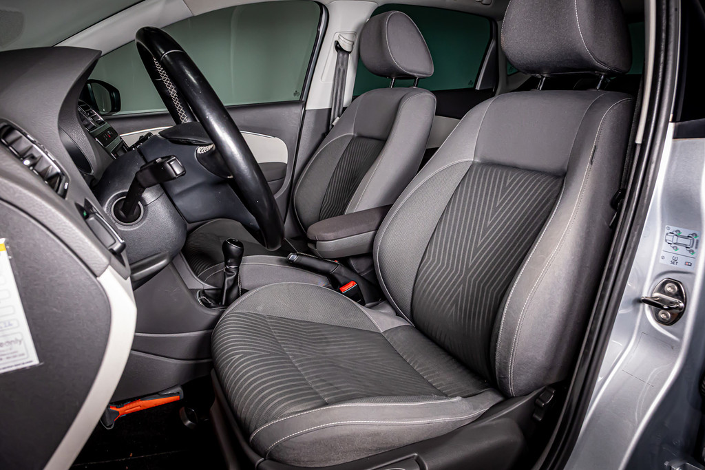 Volkswagen Polo 1.2 TSI First Edition | Cruise controle | Navigatie 51887674-22.jpg | Autobedrijf van Geel