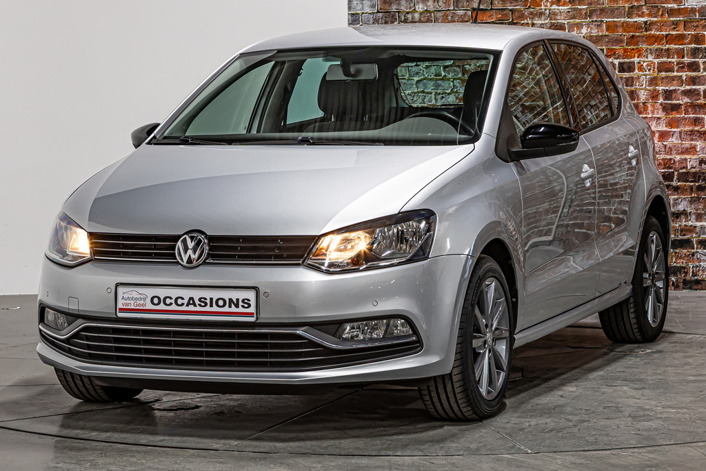 Volkswagen Polo 1.2 TSI First Edition | Cruise controle | Navigatie 51887674-4.jpg | Autobedrijf van Geel