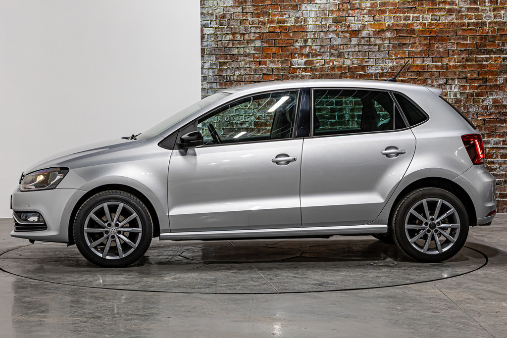 Volkswagen Polo 1.2 TSI First Edition | Cruise controle | Navigatie 51887674-7.jpg | Autobedrijf van Geel