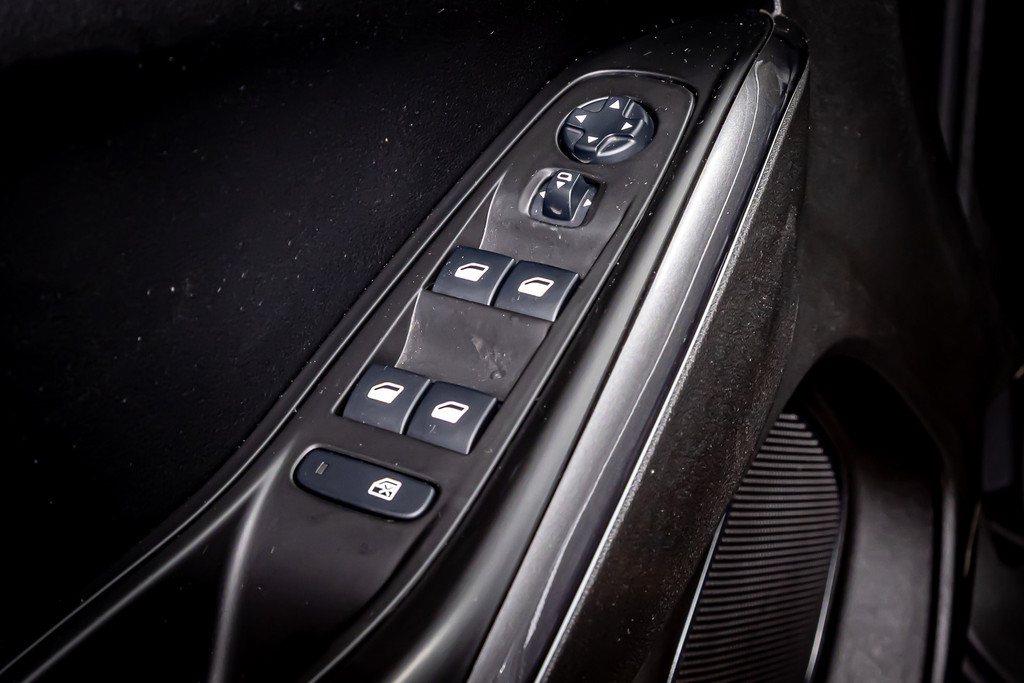 Opel Grandland X 1.6 Turbo Hybrid Elegance I Stoelverwaming I Achteruitrij camera 51919311-26.jpg | Autobedrijf van Geel