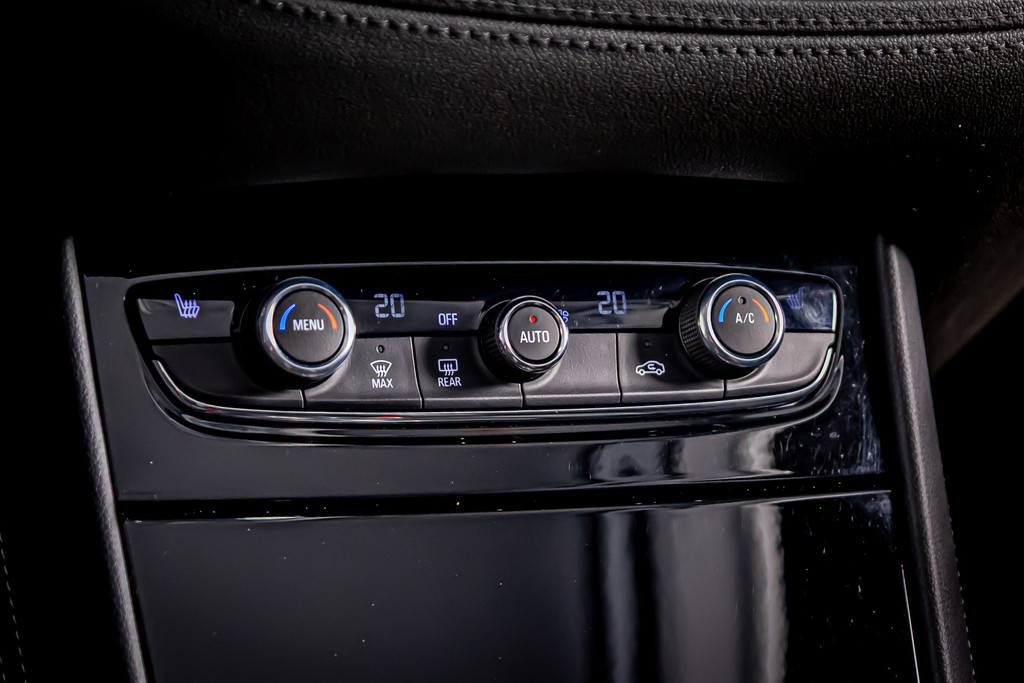 Opel Grandland X 1.6 Turbo Hybrid Elegance I Stoelverwaming I Achteruitrij camera 51919311-36.jpg | Autobedrijf van Geel