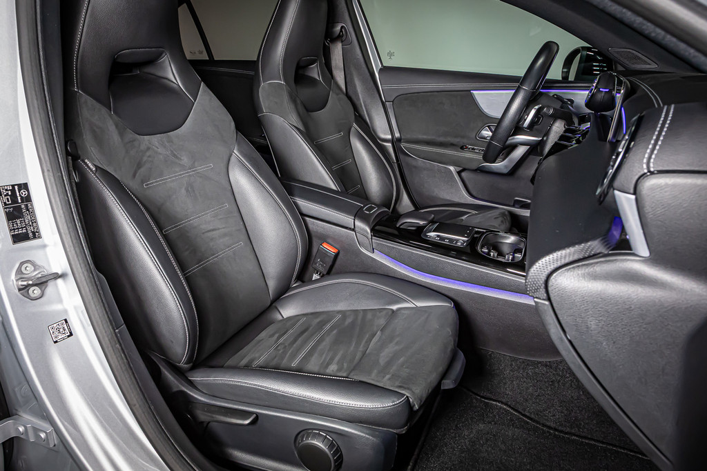 Mercedes-Benz A-Klasse 250 e Business Solution AMG Limited | Cruise Control | Apple Carplay | Keyless start 52002783-2.jpg | Autobedrijf van Geel