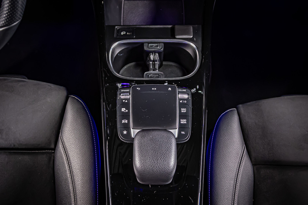 Mercedes-Benz A-Klasse 250 e Business Solution AMG Limited | Cruise Control | Apple Carplay | Keyless start 52002783-38.jpg | Autobedrijf van Geel