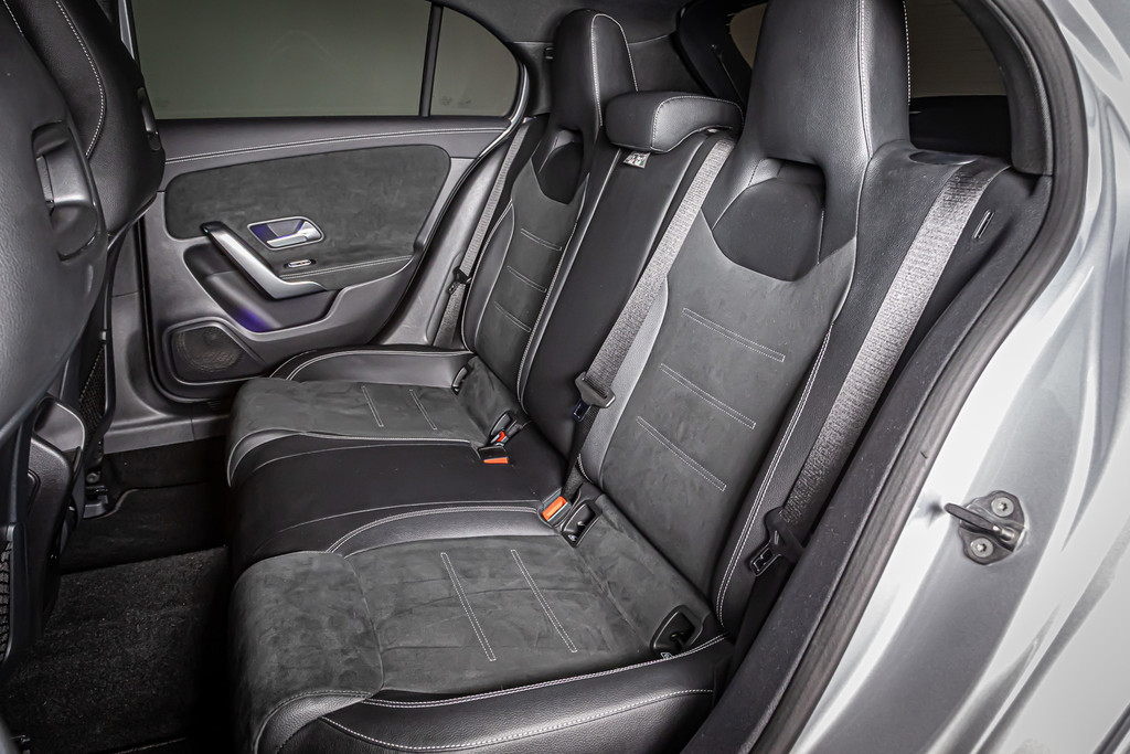 Mercedes-Benz A-Klasse 250 e Business Solution AMG Limited | Cruise Control | Apple Carplay | Keyless start 52002783-60.jpg | Autobedrijf van Geel