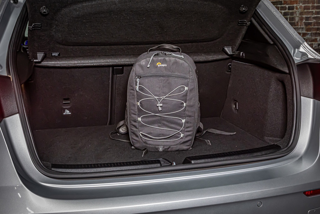 Mercedes-Benz A-Klasse 250 e Business Solution AMG Limited | Cruise Control | Apple Carplay | Keyless start 52002783-63.jpg | Autobedrijf van Geel