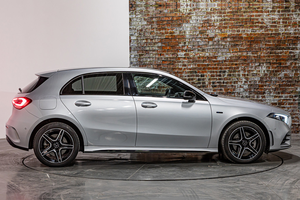 Mercedes-Benz A-Klasse 250 e Business Solution AMG Limited | Cruise Control | Apple Carplay | Keyless start 52002783-7.jpg | Autobedrijf van Geel