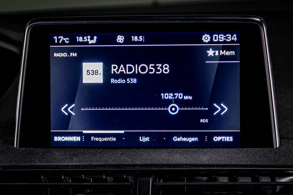 Peugeot 3008 1.2 PureTech GT Line | Keyless-pakket | DAB+ | Cruise Control | Led-lichtpakket | Achteruitrijcamera 52003423-36.jpg | Autobedrijf van Geel