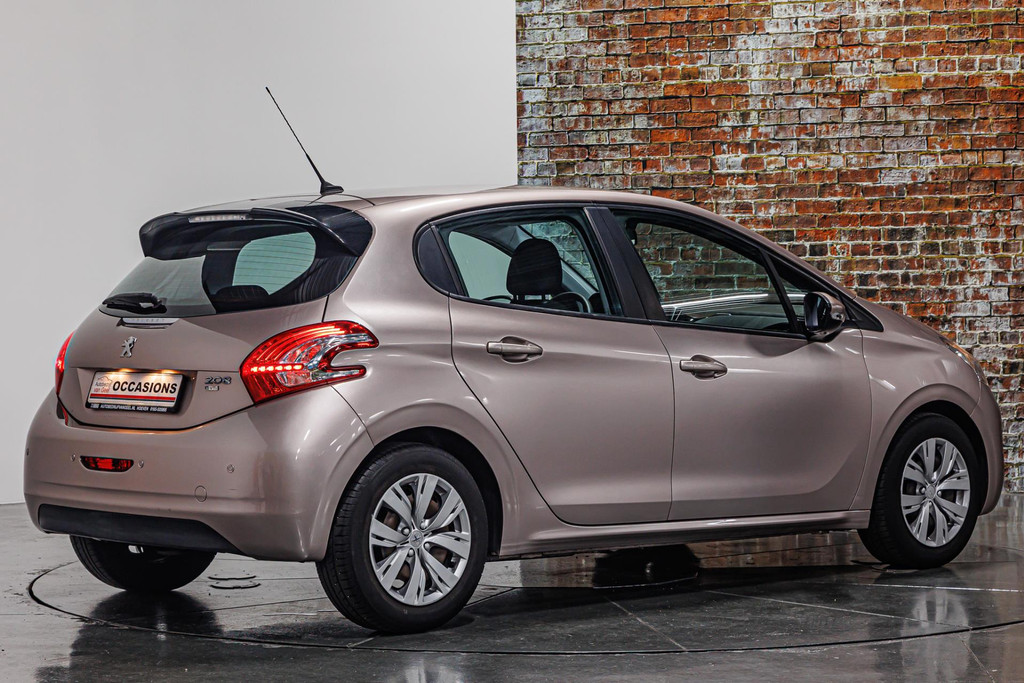 Peugeot 208 1.2 e-VTi Active I Automaat I Navi I Rijklaarprijs 52024973-15.jpg | Autobedrijf van Geel
