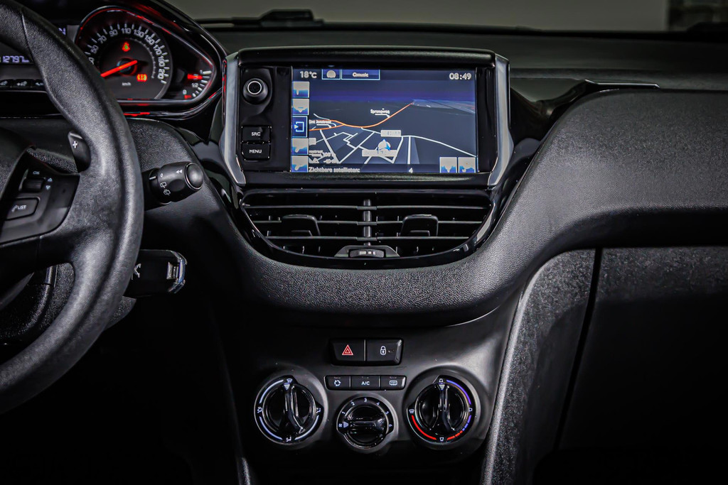 Peugeot 208 1.2 e-VTi Active I Automaat I Navi I Rijklaarprijs 52024973-22.jpg | Autobedrijf van Geel