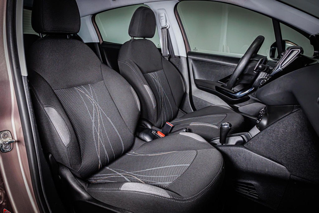 Peugeot 208 1.2 e-VTi Active I Automaat I Navi I Rijklaarprijs 52024973-23.jpg | Autobedrijf van Geel